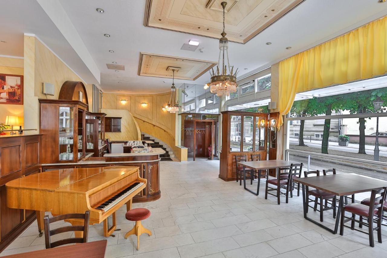Hotel Quellenhof Baden-Baden Zewnętrze zdjęcie