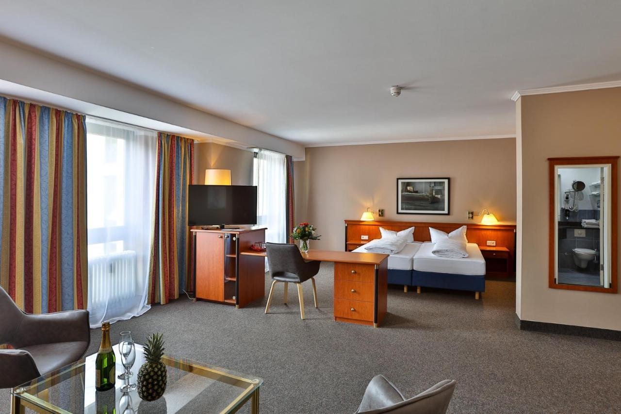 Hotel Quellenhof Baden-Baden Zewnętrze zdjęcie