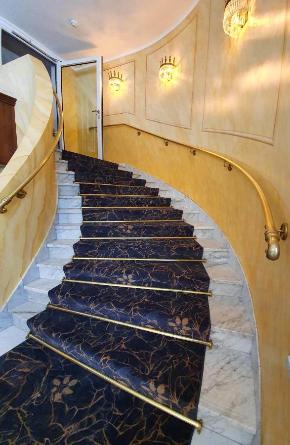 Hotel Quellenhof Baden-Baden Zewnętrze zdjęcie